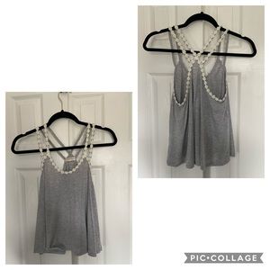 Gray flower tank top!